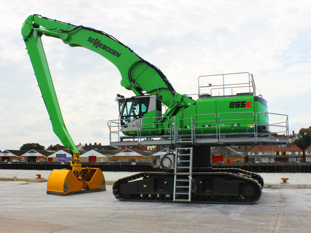 Green Hybrid 855 R-HD E-series in Material Handlers by Sennebogen