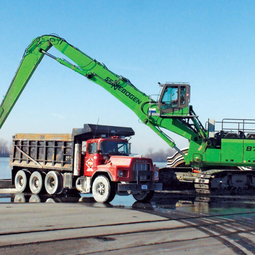 Green Hybrid 870 R-HD E-series Material Handlers